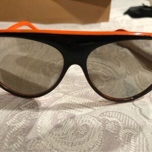 Vintage 1970’s Aviator Sunglasses Mirrored Lenses Black and Orange Frame